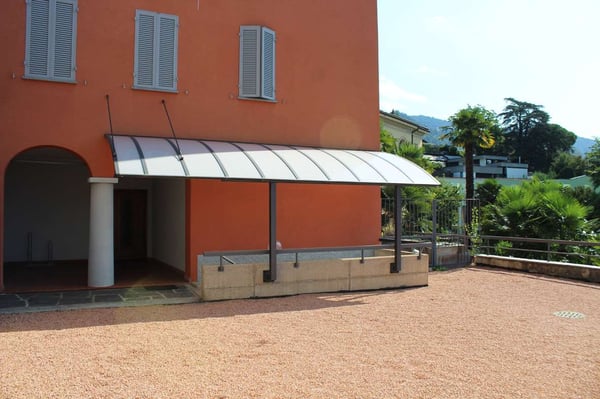 Balerna: rinnovato appartamento con terrazza vicino al centro 10