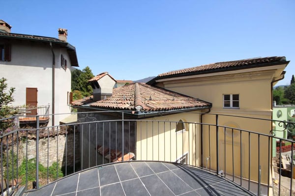 Balerna: rinnovato appartamento con terrazza vicino al centro 8