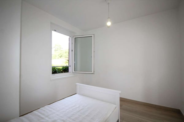 Balerna: rinnovato appartamento con terrazza vicino al centro 4