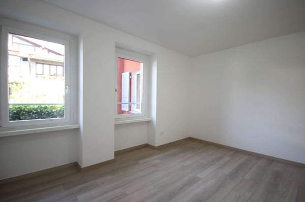 Balerna: rinnovato appartamento con terrazza vicino al centro 3