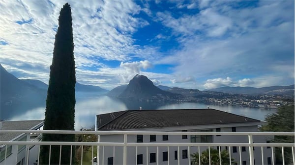 1.5 locali soleggiato con vista lago 1