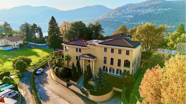 ELEGANTE APPARTAMENTO 1.5 IN VILLA 2