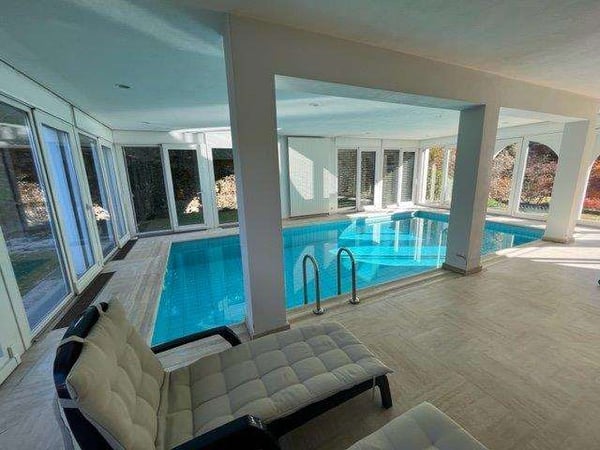 ELEGANTE APPARTAMENTO 1.5 IN VILLA 13