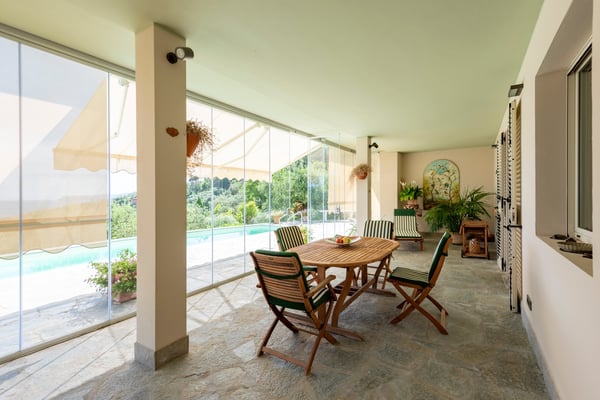Varazze (ITALIA): elegant villa with a swimming pool, garden, olive grove and garage 10