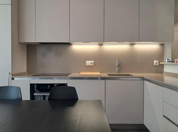 Moderno appartamento arredato di 3,5 locali vicino a lago 6