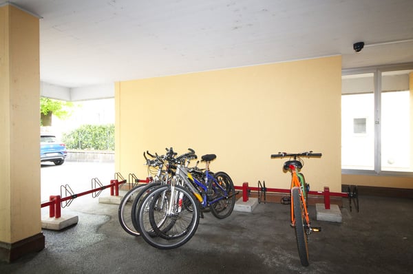 Chiasso: spazioso appartamento di 6.5 locali con balconi 15