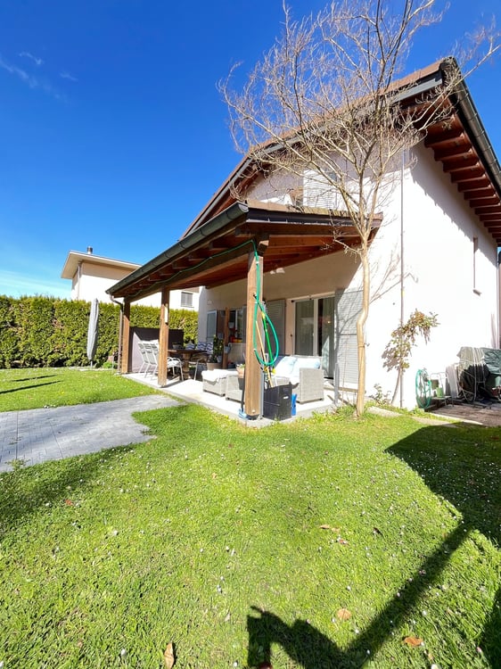 Montagnola: casa unifamiliare con giardino 1