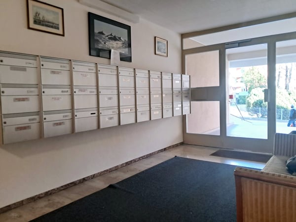 Lugano: appartamento di 2.5 locali con balcone 10