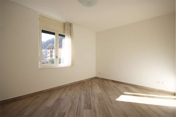 Lugano: ristrutturato appartamento di 3,5 locali con terrazza 7
