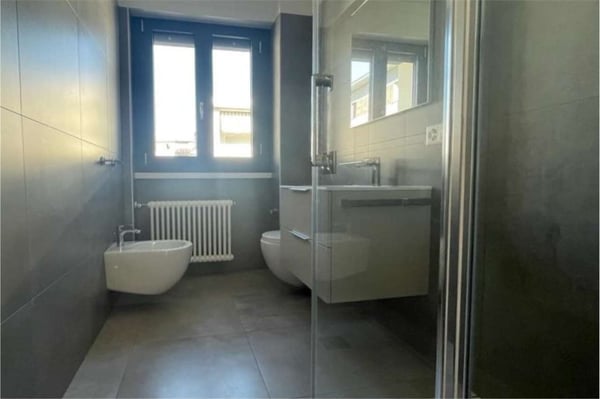 Lugano: recente attico 7.5 locali arredato a nuovo 9