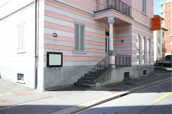 Lugano: ufficio d 4 locali in posizione strategica 1