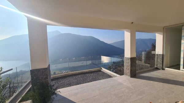 ROVIO: CASA SINGOLA 6.5 LOC. VISTA LAGO 7