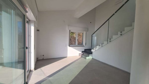ROVIO: CASA SINGOLA 6.5 LOC. VISTA LAGO 11