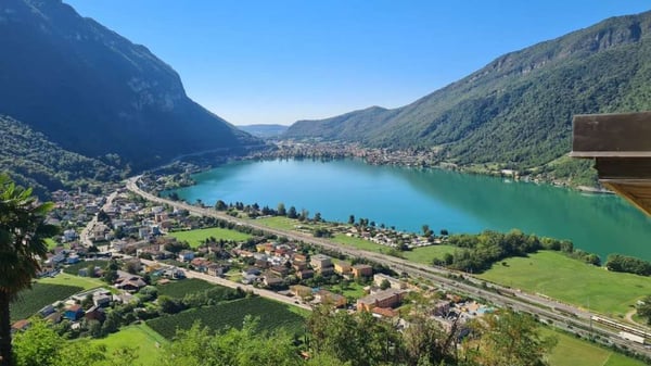 ROVIO: CASA SINGOLA 6.5 LOC. VISTA LAGO 3