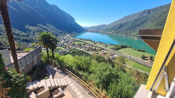 ROVIO: CASA SINGOLA 6.5 LOC. VISTA LAGO 4