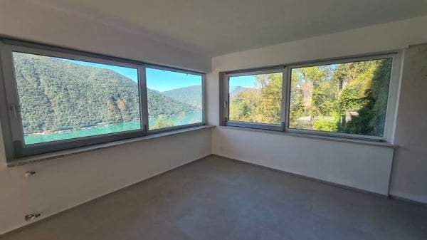 ROVIO: CASA SINGOLA 6.5 LOC. VISTA LAGO 13