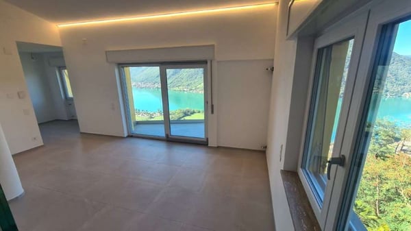 ROVIO: CASA SINGOLA 6.5 LOC. VISTA LAGO 6