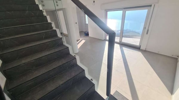 ROVIO: CASA SINGOLA 6.5 LOC. VISTA LAGO 10