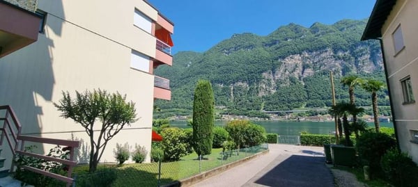 RIVA SAN VITALE: GRAZIOSO 3.5 LOC. FRONTE LAGO 4