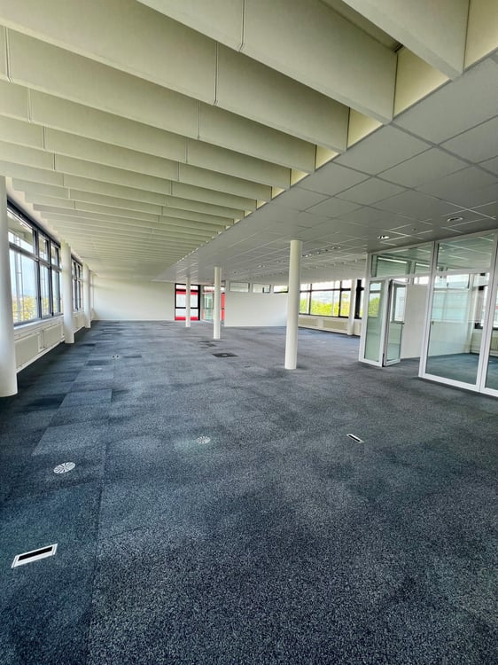 Helle Arbeitsumgebung im Businesspark Bern 2