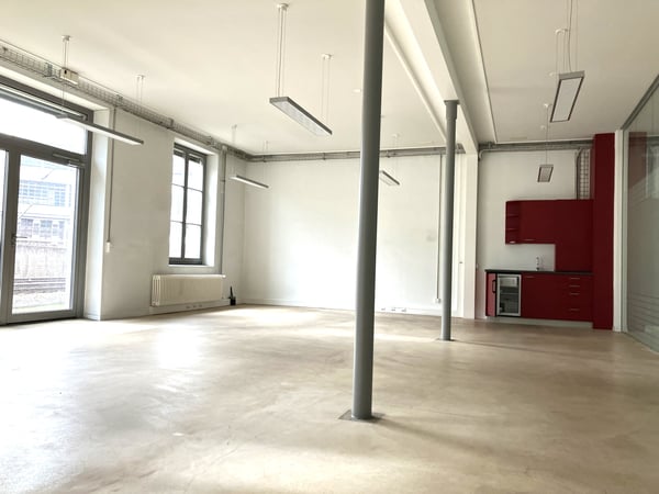 Modernes Büro im Industrial Style an der Aare 3