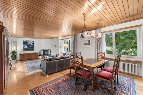 Zweifamilienhaus mit Gewerberäumen 4