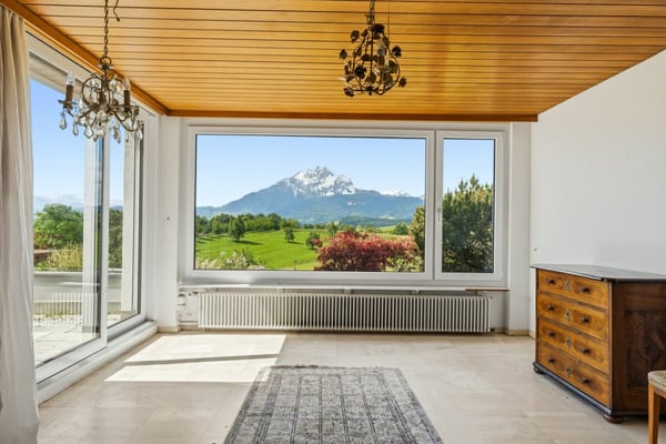 6.5-Zimmer-Terrassenwohnung mit traumhafter Panoramaaussicht 3