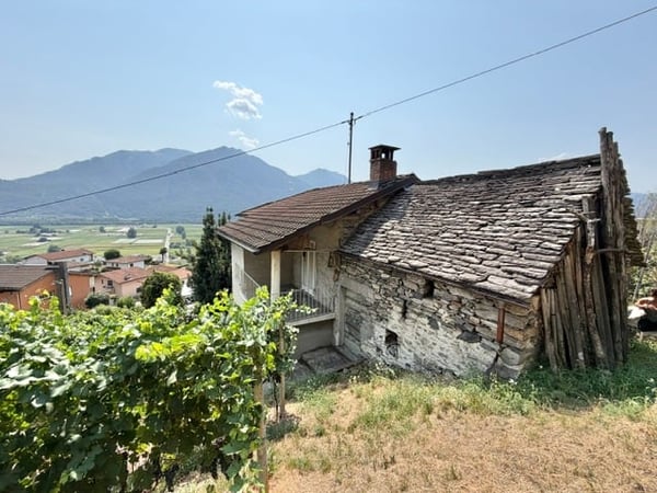 VENDESI A LAVERTEZZO - Terreno edificabile con vista sul piano di Magadino e il Lago Maggiore 7