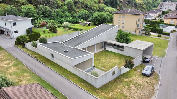 VENDESI A CRESCIANO - MODERNA E AMPIA VILLA DI 9.5 LOCALI IN ZONA TRANQUILLA 20