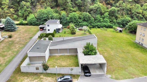 VENDESI A CRESCIANO - MODERNA E AMPIA VILLA DI 9.5 LOCALI IN ZONA TRANQUILLA 14