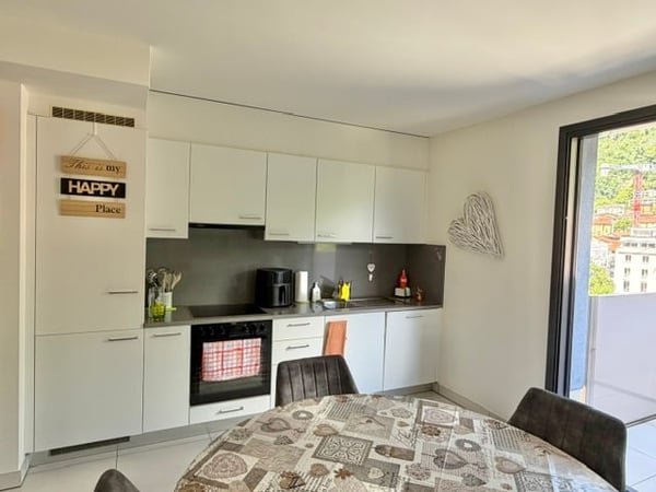LOCARNO CENTRO - AFFITTASI APPARTAMENTO DI 3.5 LOCALI AL 5 PIANO 3