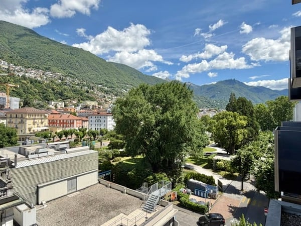 LOCARNO CENTRO - AFFITTASI APPARTAMENTO DI 3.5 LOCALI AL 5 PIANO 11