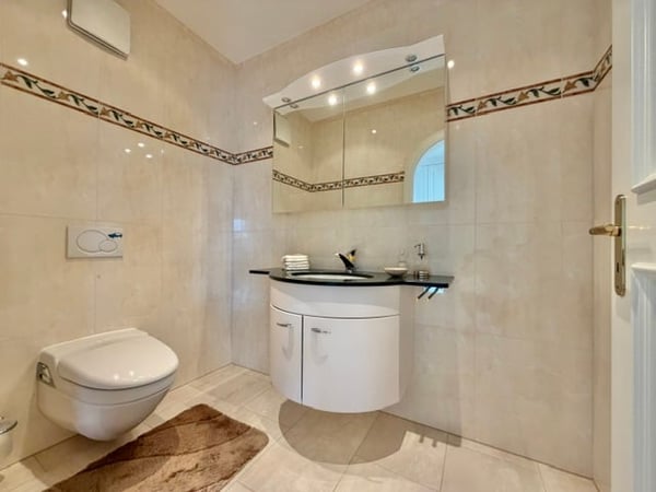 VENDESI AD ASCONA, prestigioso attico di 4.5 locali utilizzabile anche come RESIDENZA SECONDARIA 13