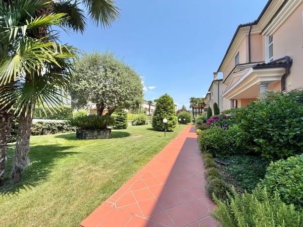 VENDESI AD ASCONA, prestigioso attico di 4.5 locali utilizzabile anche come RESIDENZA SECONDARIA 19