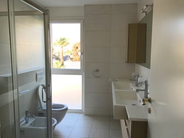 ASCONA - AFFITTASI ATTICO DUPLEX DI 7 LOCALI 12