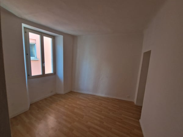 AFFITTASI IN CENTRO AD ASCONA - grazioso appartamento di 3 locali con balcone 8