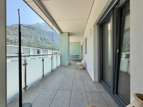 VENDESI A MAGGIA - Luminoso appartamento di 2.5 locali 12