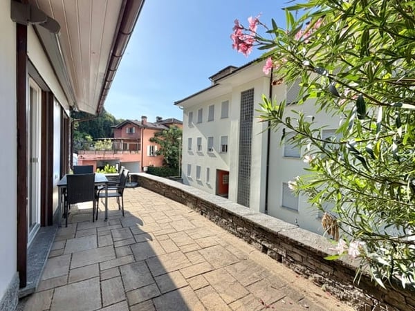 LOCARNO (Solduno) - AFFITTASI CASETTA DI 2.5 LOCALI 3