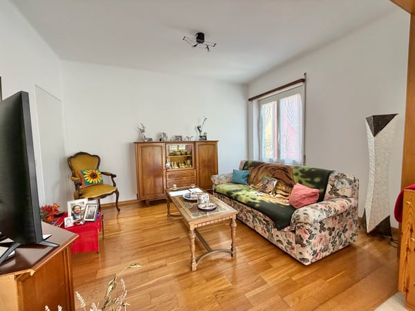 GIUBIASCO - AFFITTASI AMPIO APPARTAMENTO 2.5 LOCALI IN CENTRO 5