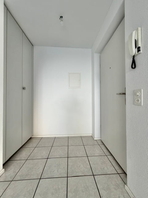AFFITTASI A MINUSIO - APPARTAMENTO DI 3.5 LOCALI AL SECONDO PIANO 14