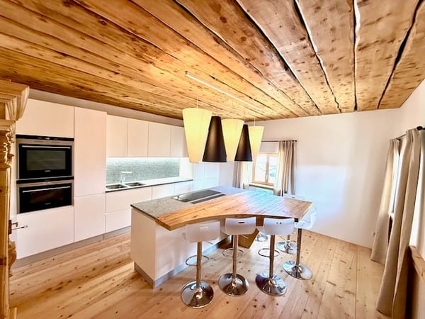 Zuoz -Elegante Appartamento in casa tipica engadinese 5