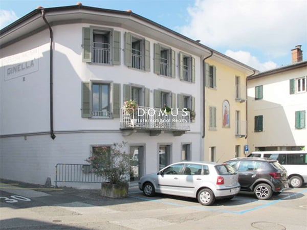 Spazi commerciali nel nucleo 1