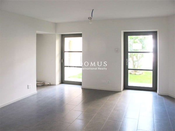 Spazi commerciali nel nucleo 6