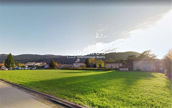 Terreno edificabile di 2223 mq 1