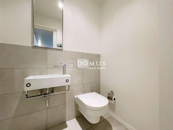 Locali commerciali in zona centrale di Lugano 11