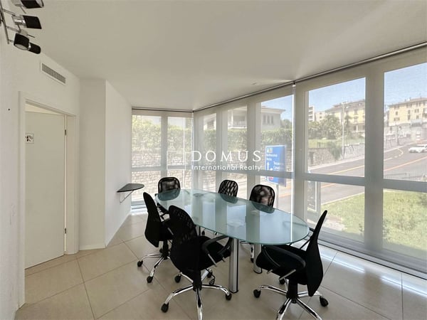 Locali commerciali in zona centrale di Lugano 1