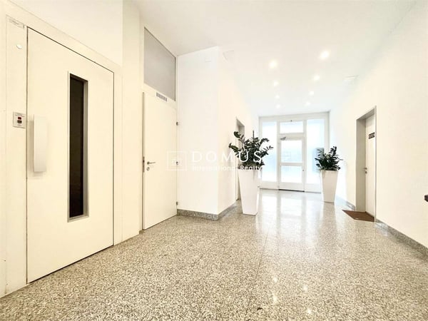 Elegante e moderno appartamento ad uso uffici 7