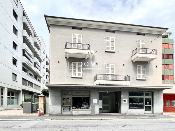 Elegante e moderno appartamento ad uso uffici 8