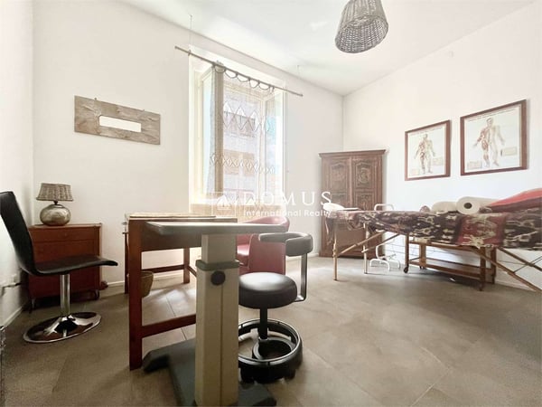 Elegante e moderno appartamento ad uso uffici 3