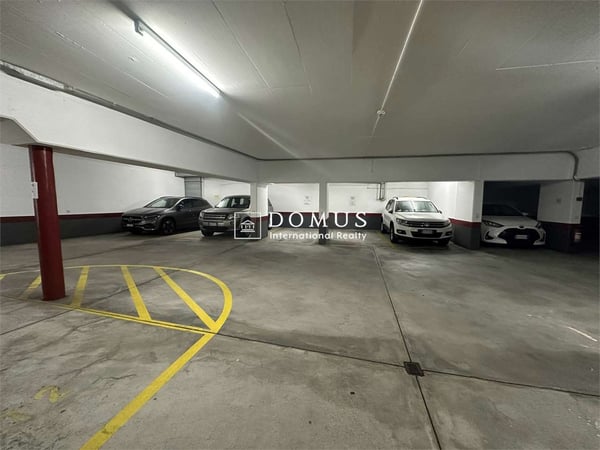 Nuovo moderno ufficio in centro di Paradiso 8